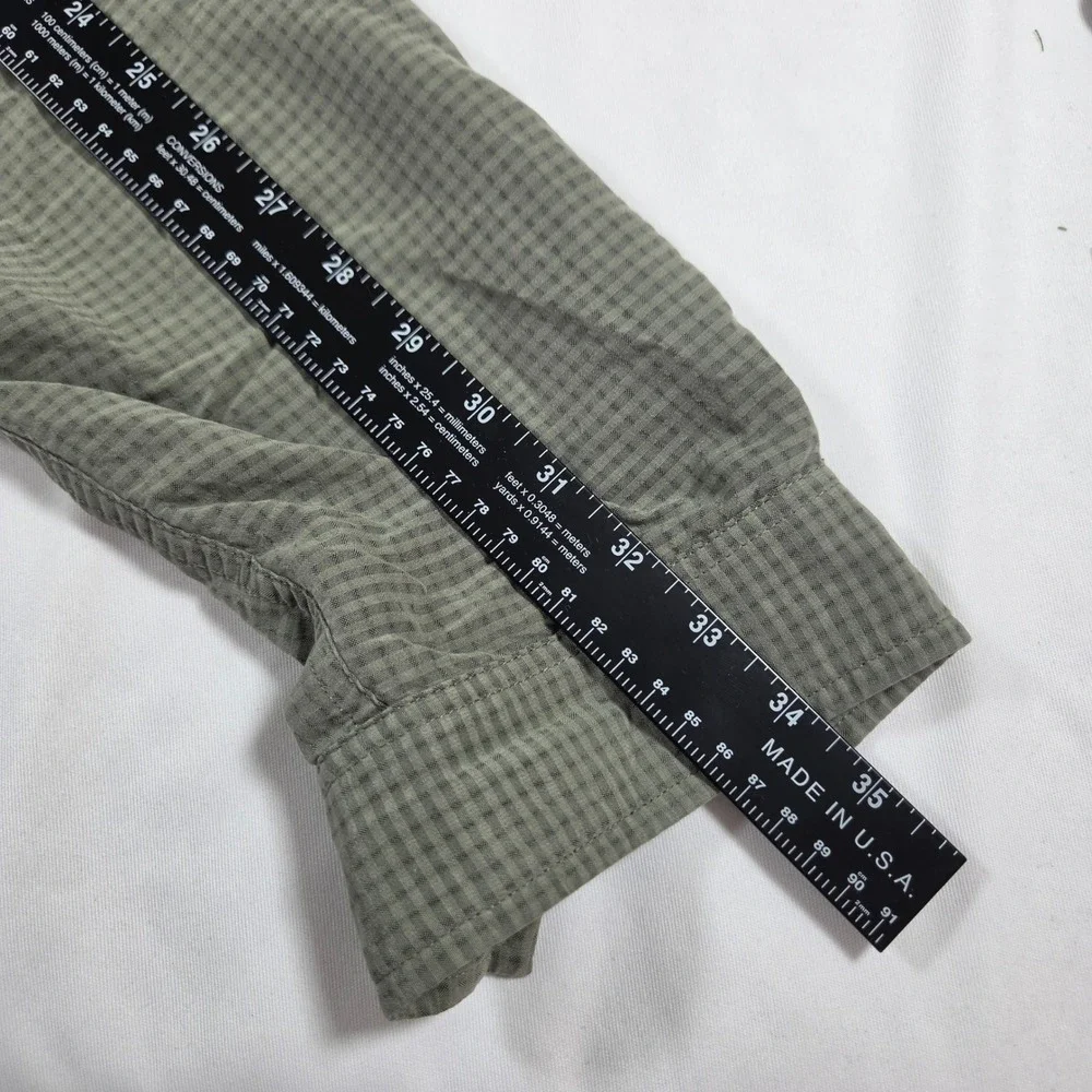 The North Face Mens Medium Olive Green Micro Check Roll Up Sleeve Hiking Shirt